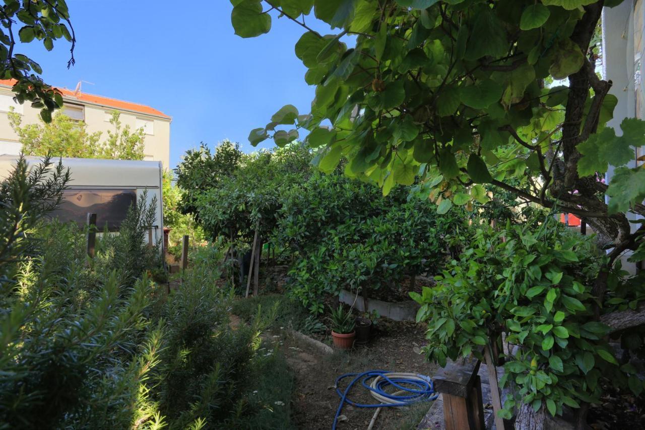 Apartment Okrug Gornji 1069A Trogir Exterior foto